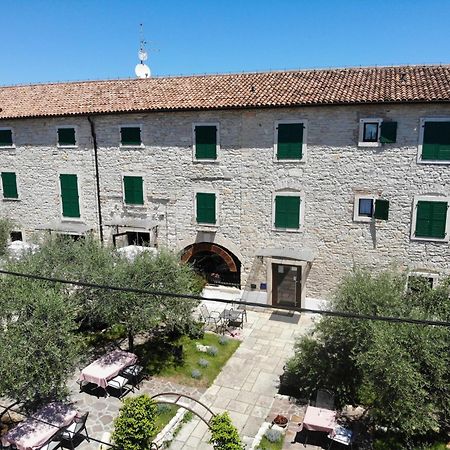 Casa Romantica La Parenzana Буйе Экстерьер фото